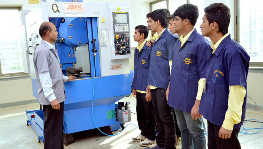 Sandip Polytechnic Nashik Laboratory (Mechanical Department) photo 6